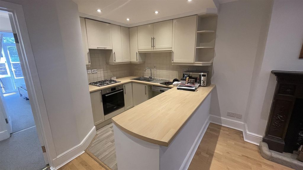 Property photo 2 of 8 Img_1454.Jpg