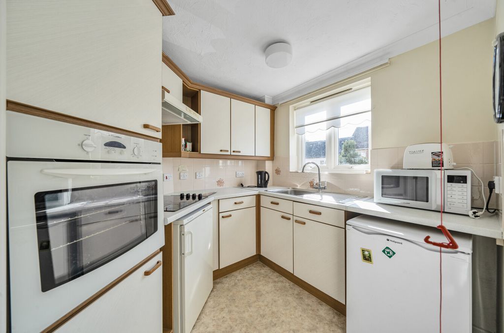 Property photo 3 of 16 1293325-38-682797...