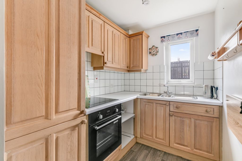 Property photo 2 of 13 Picture 2