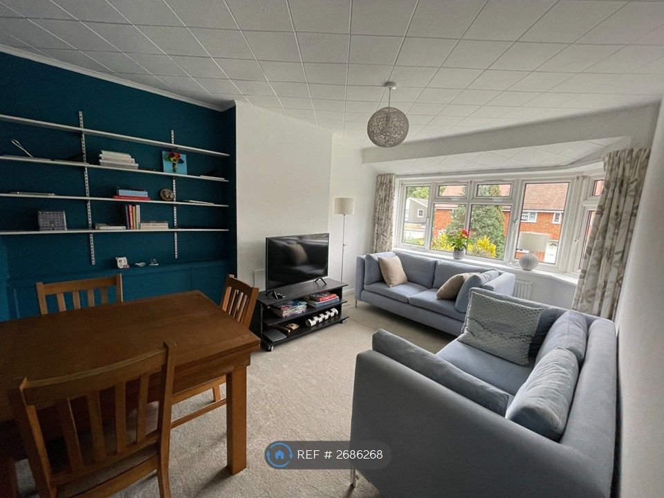 Property photo 1 of 27 Sitting Room Or Bedroom 3