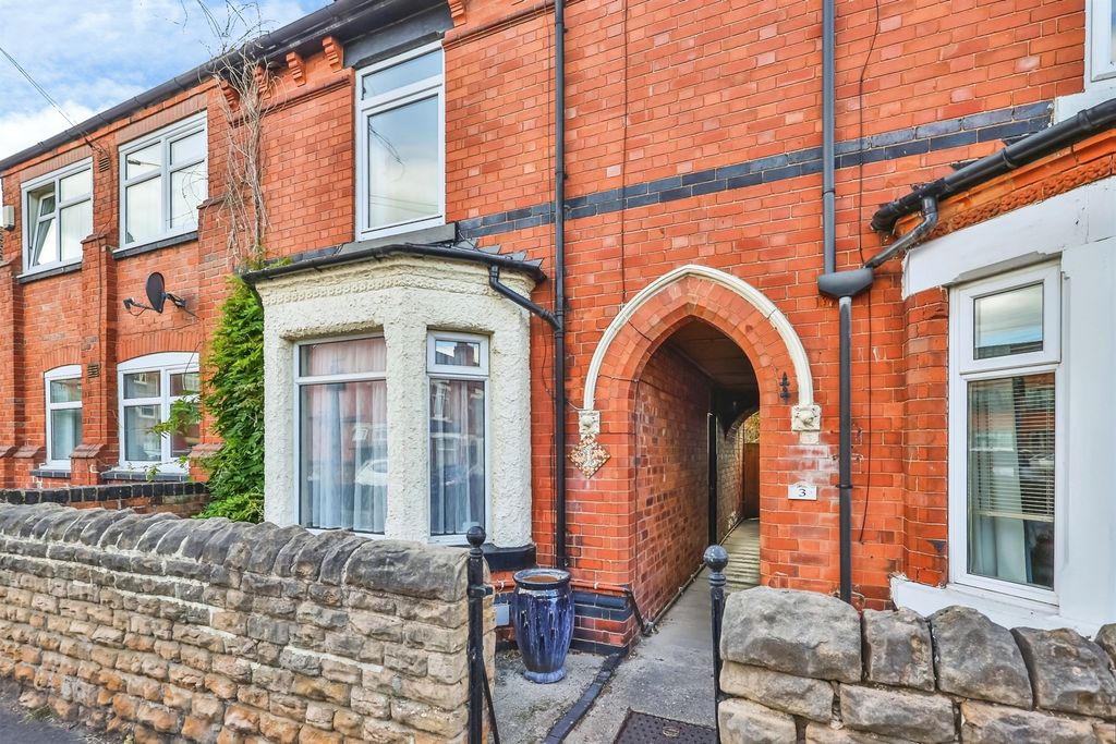 Property photo 1 of 19