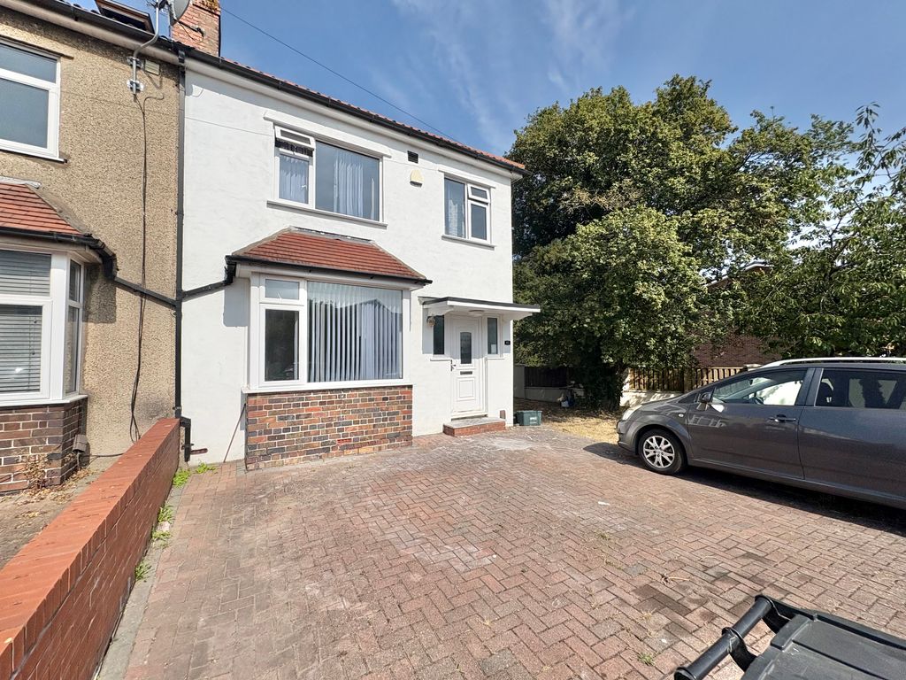 Property photo 3 of 14