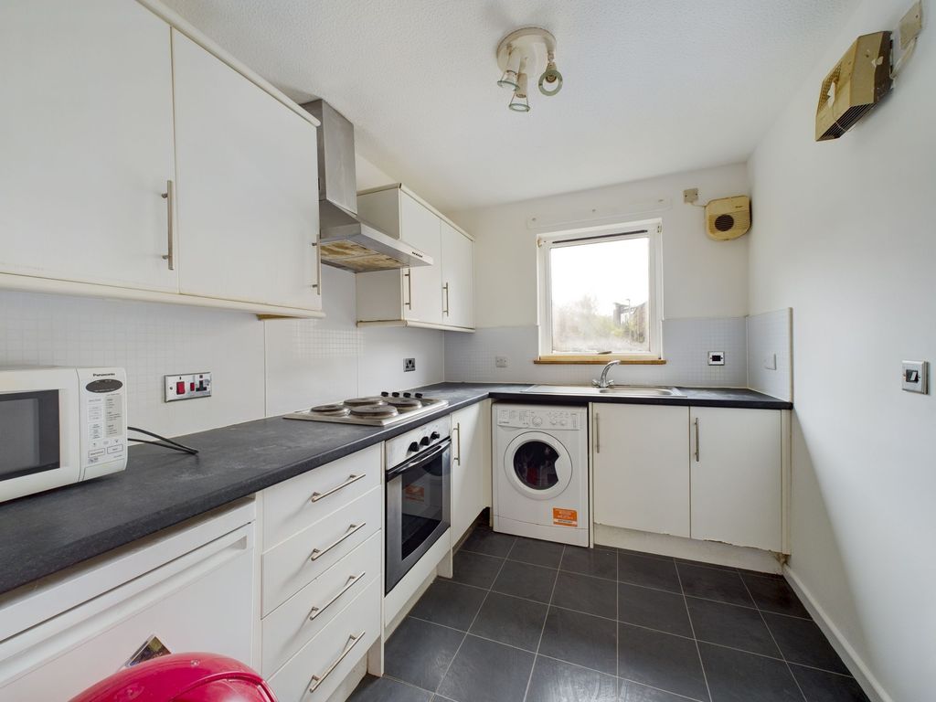 Property photo 2 of 6