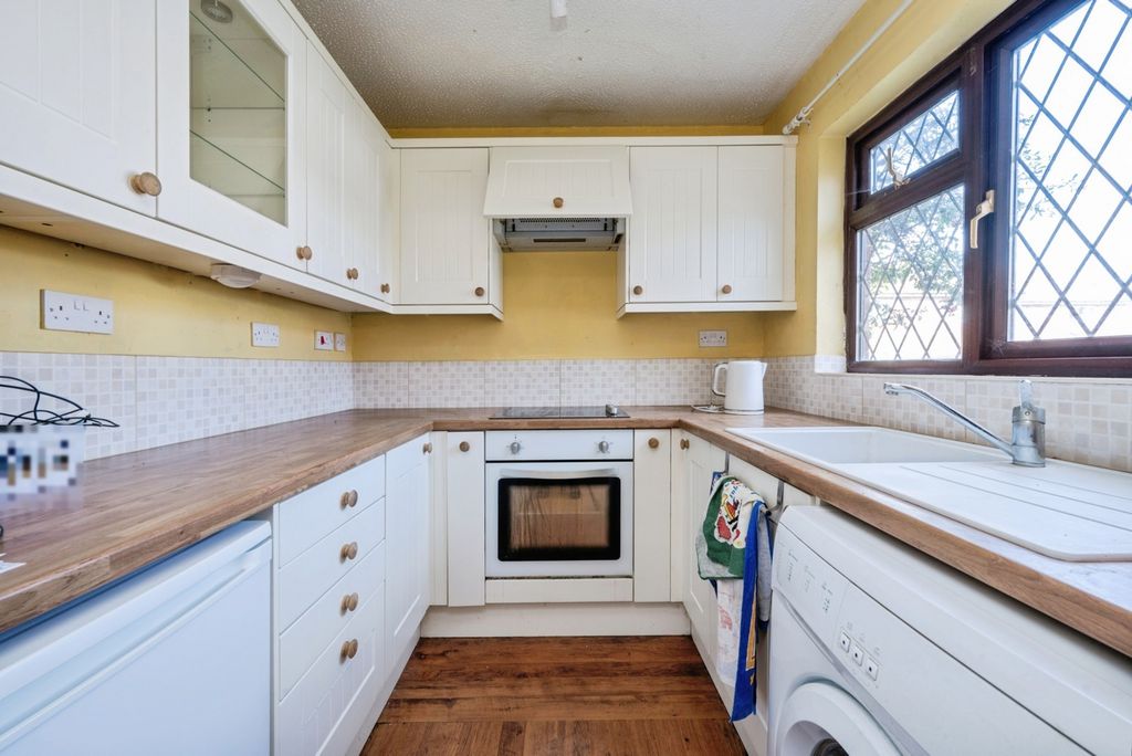 Property photo 3 of 18 Pbox-Img.Jpg