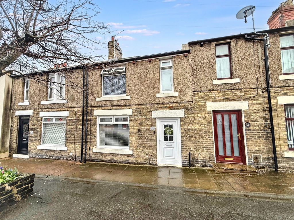 Property photo 1 of 11