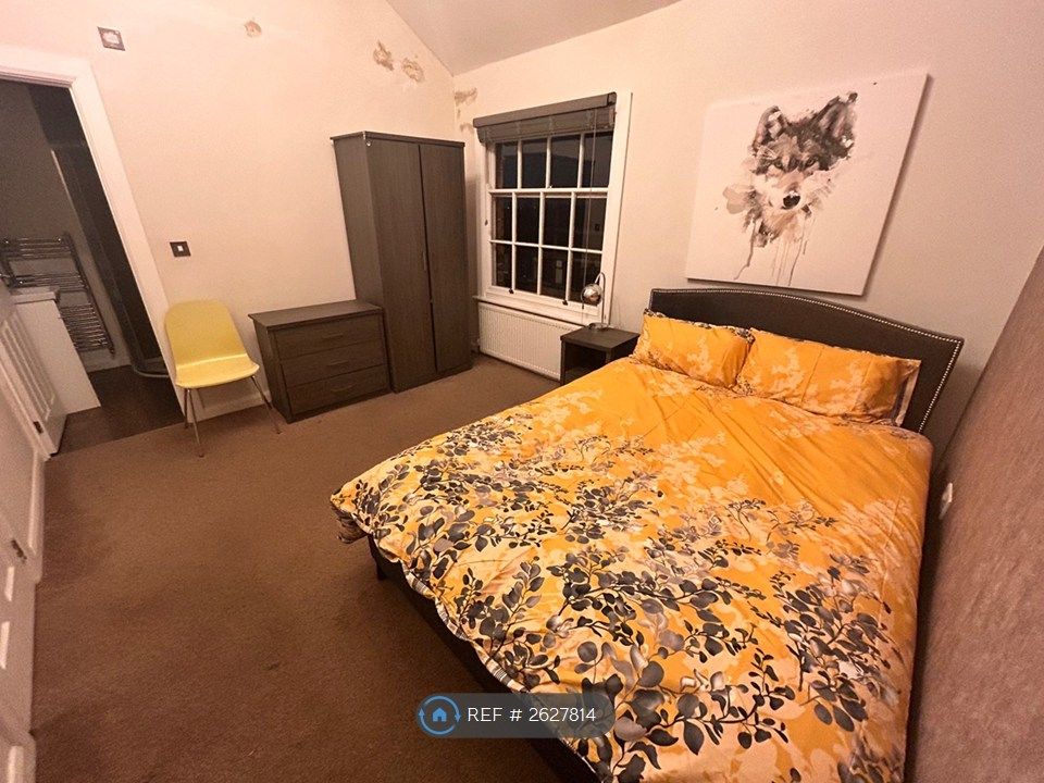 Property photo 2 of 5