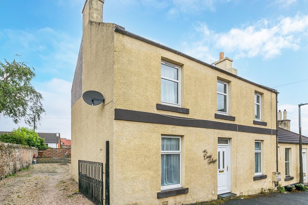 Property photo 1 of 32