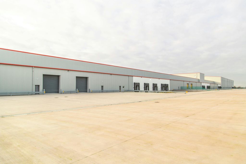 Property photo 2 of 3 Image 4