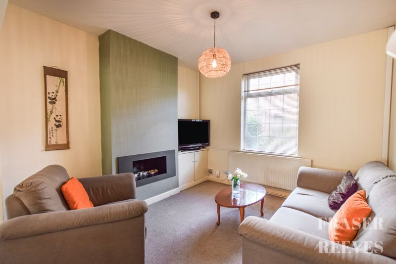 Property photo 1 of 13 Contemporary