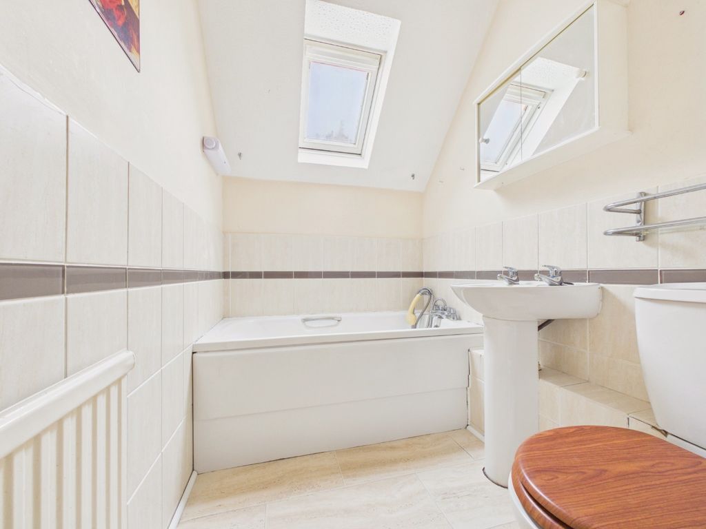2 bed flat for saleSouthgate, Hessle HU13 photo 4