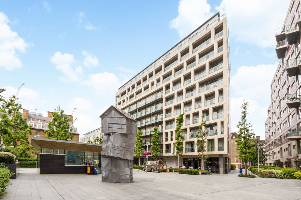 Property photo 3 of 14 External