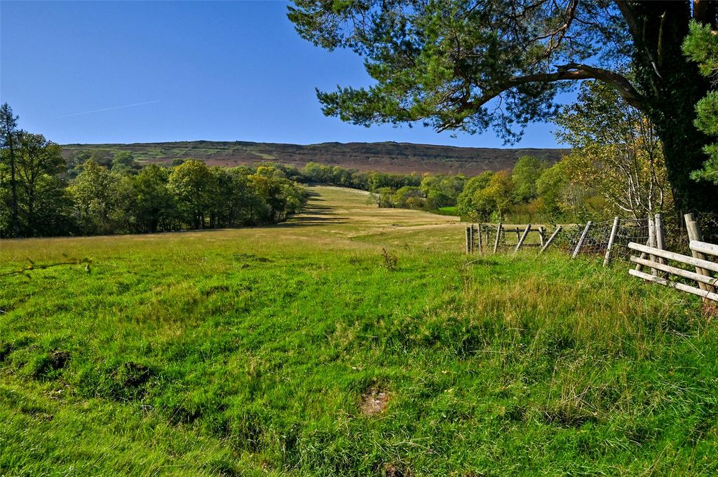 Property photo 3 of 26 Picture No. 19