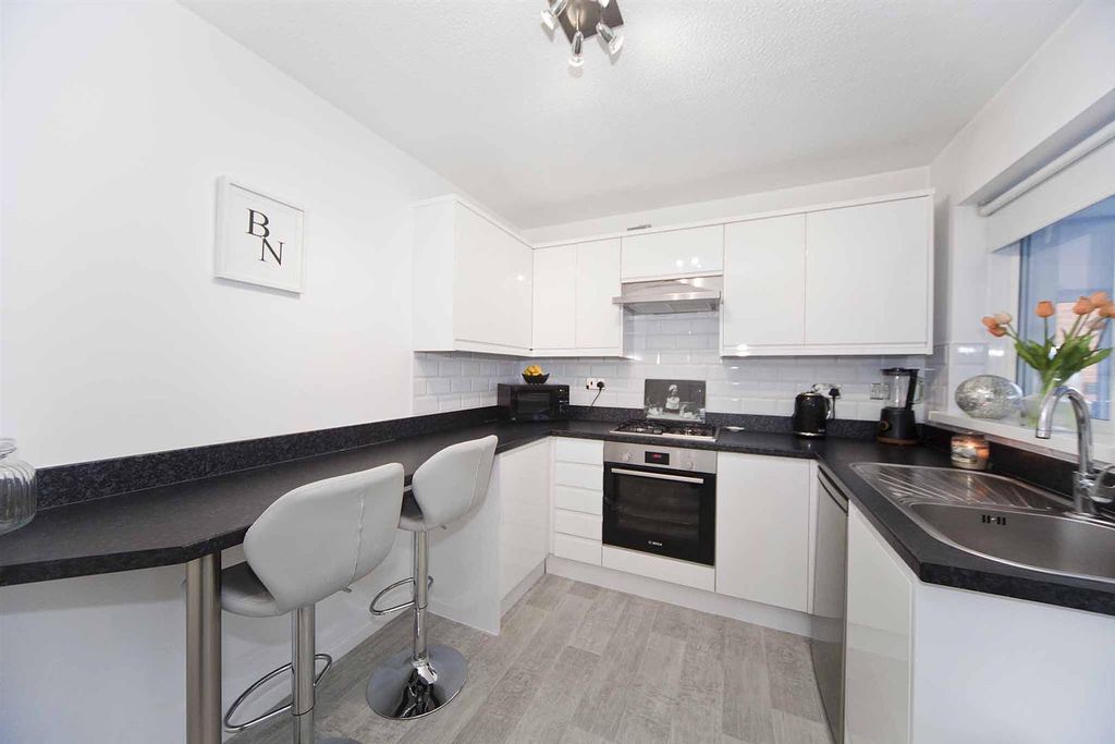 Property photo 3 of 16 Img_1503.Jpg