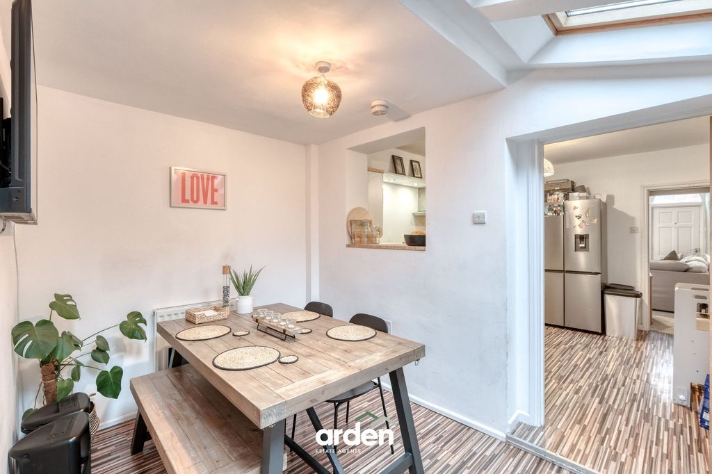 Property photo 2 of 13