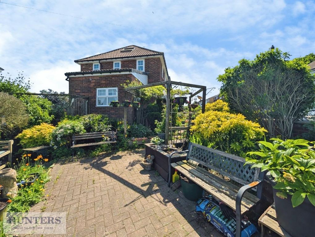 Property photo 3 of 22 Outdoor Space