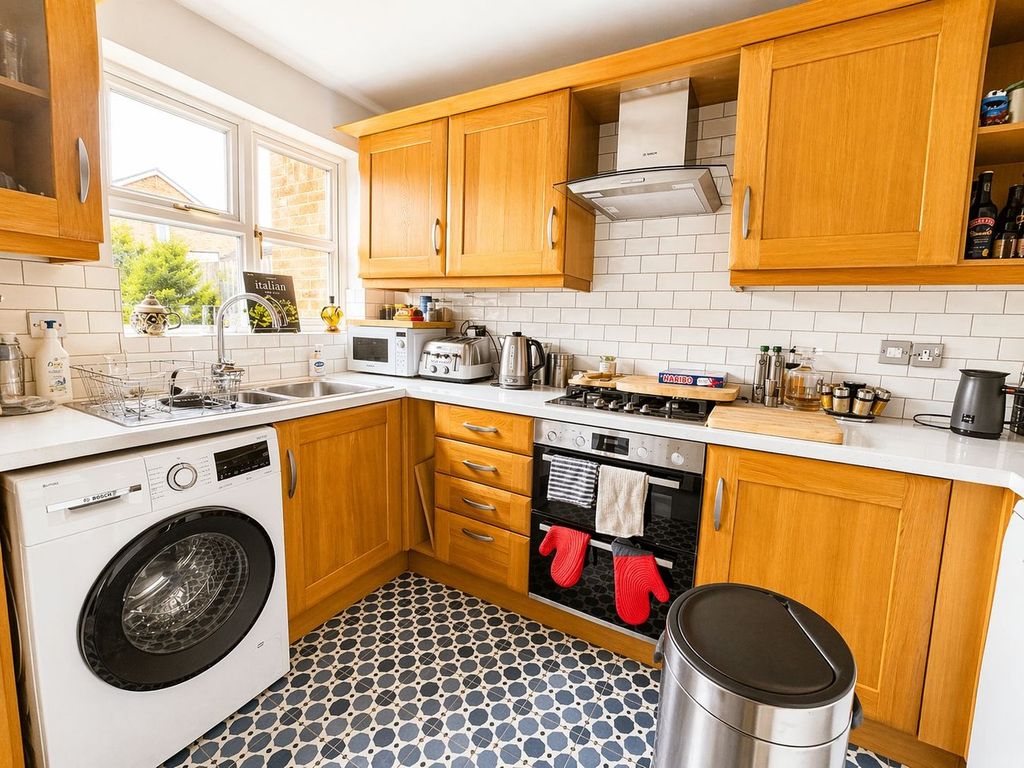 Property photo 3 of 9