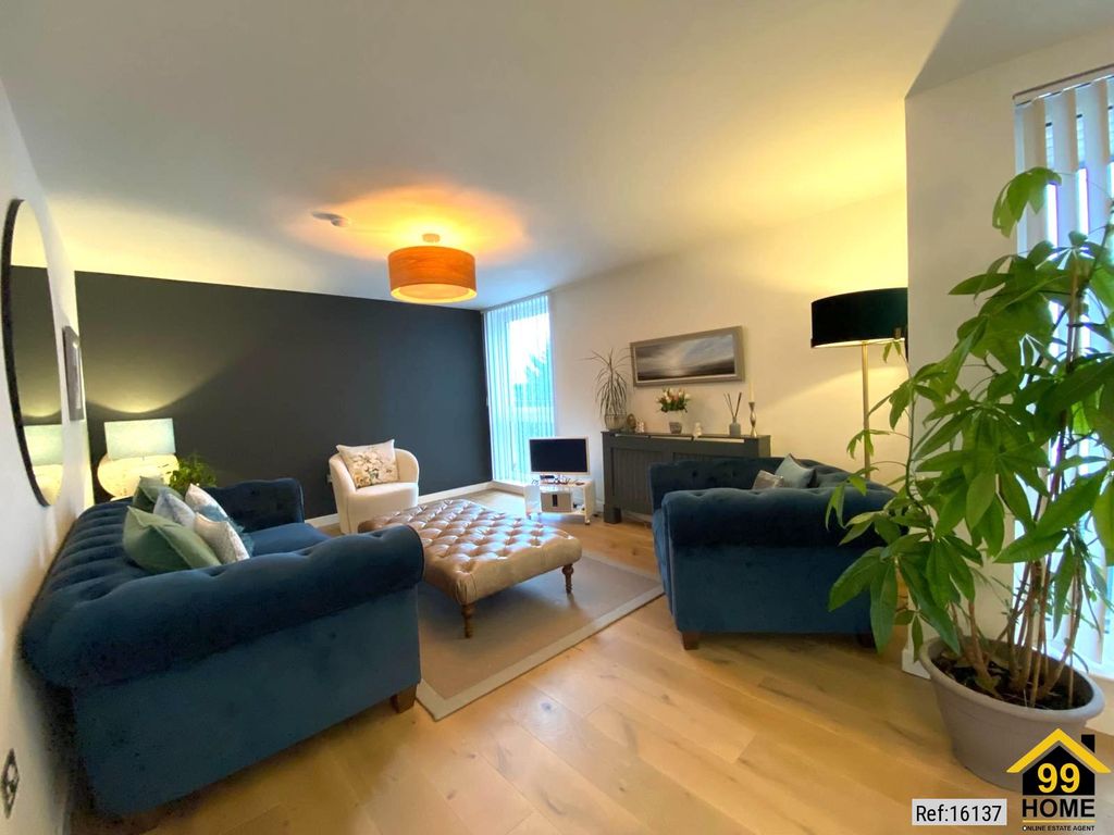 Property photo 3 of 16 Photo 2