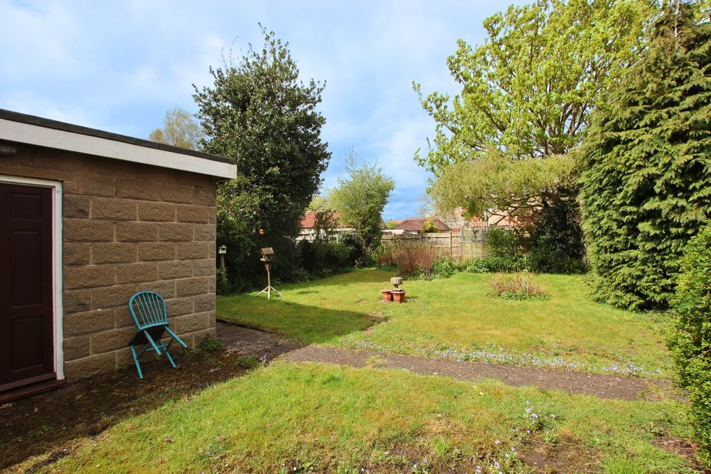 Property photo 2 of 19 4205753