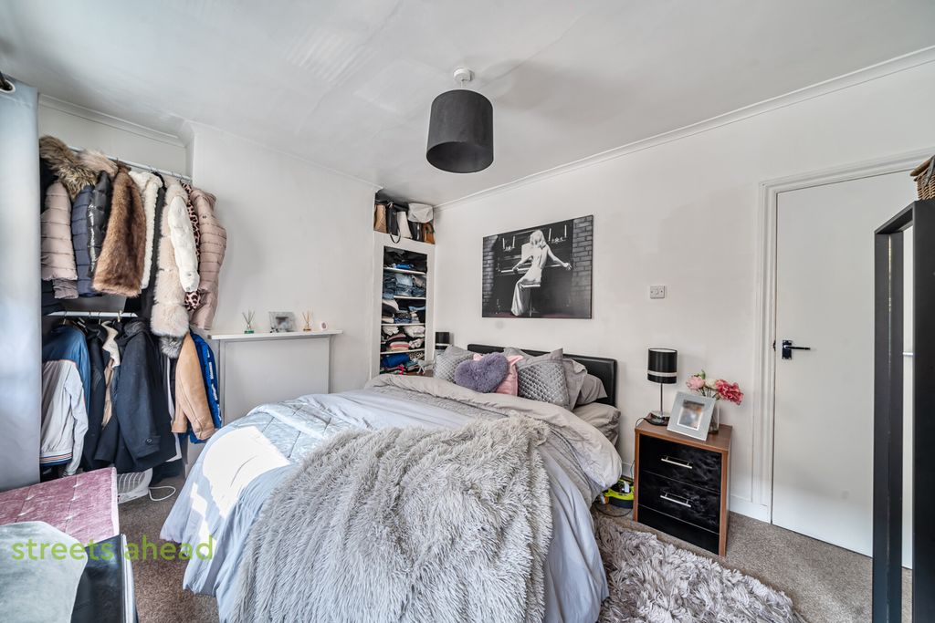 Additional image 4 of 2 bed terraced house for saleJohns Terrace, Croydon CR0