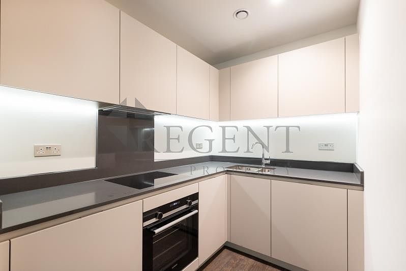 Property photo 3 of 6 Kitchen
