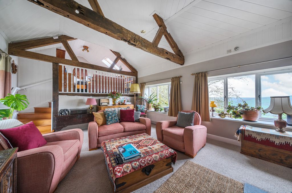 Property photo 2 of 60 1425785-7-69B3237...