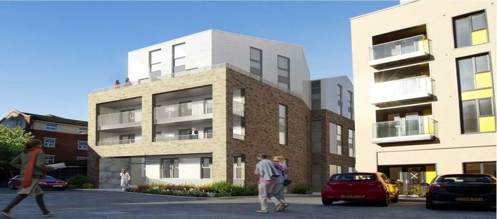 Property photo 3 of 14