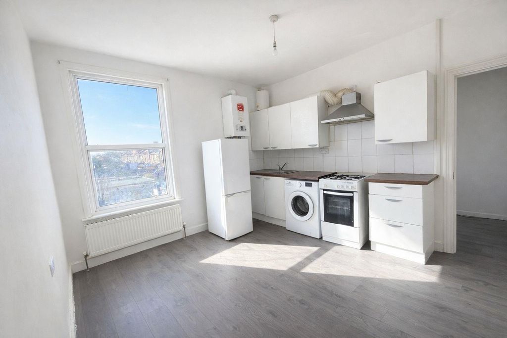 Property photo 2 of 4 Photo-2026-03-17-20-30-36 3.Jpg