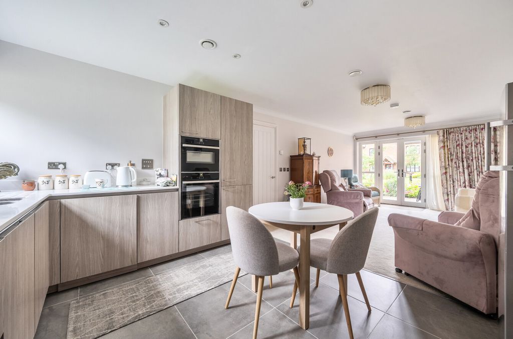 Property photo 3 of 12 1478011-12-6A2Adb...