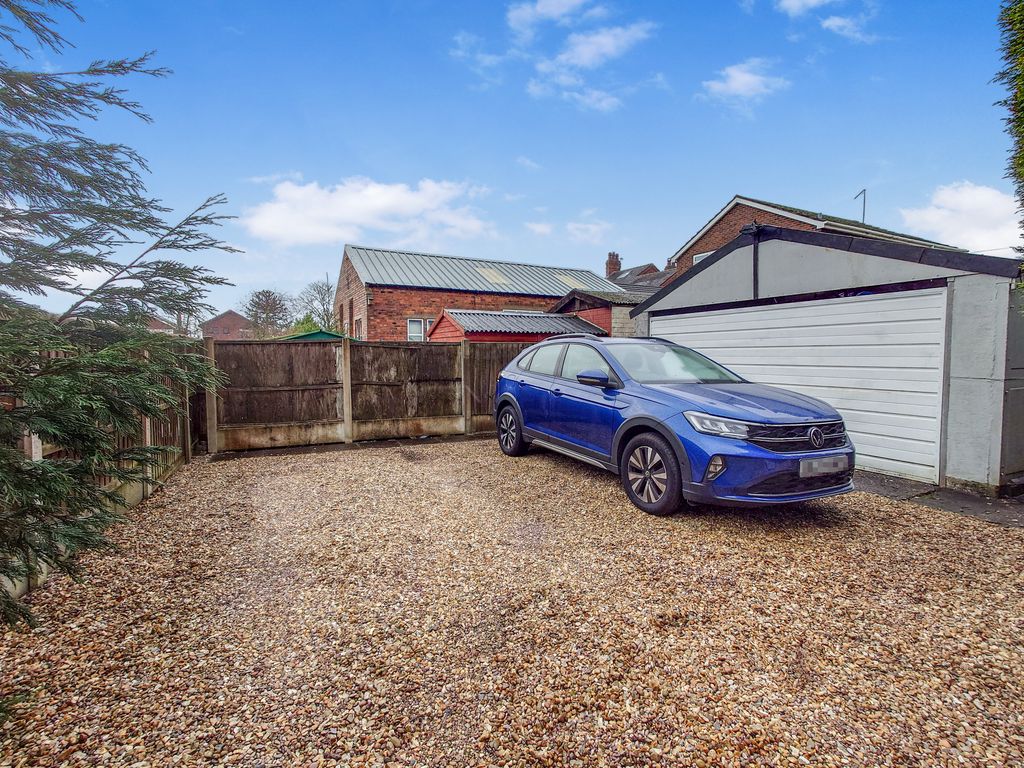 Property photo 3 of 29