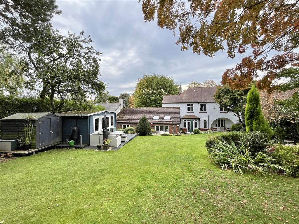 Property photo 3 of 40 Rear View