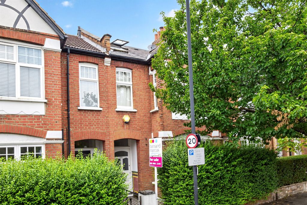 Property photo 1 of 17