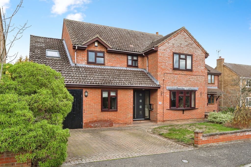 Property photo 1 of 16