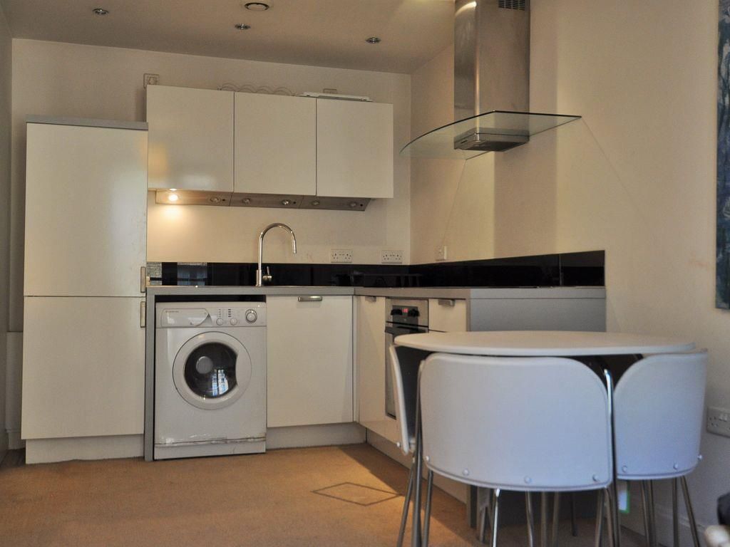 Property photo 2 of 7 Kitchen.Jpg