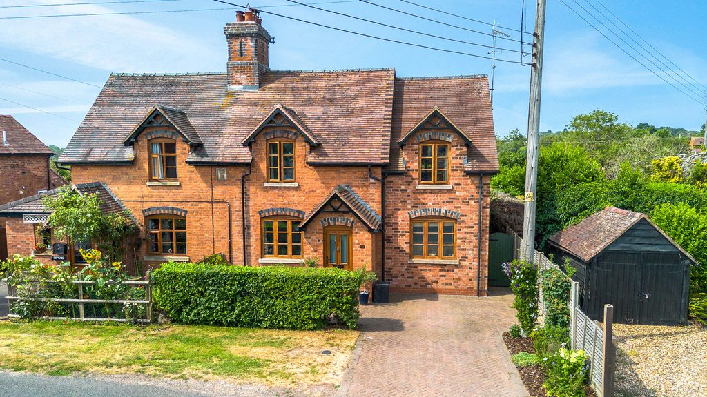 Property photo 1 of 41