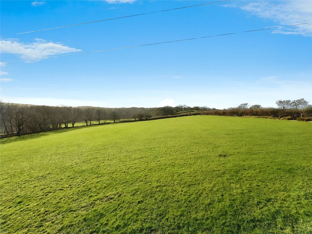 Property photo 3 of 33 Picture No. 54