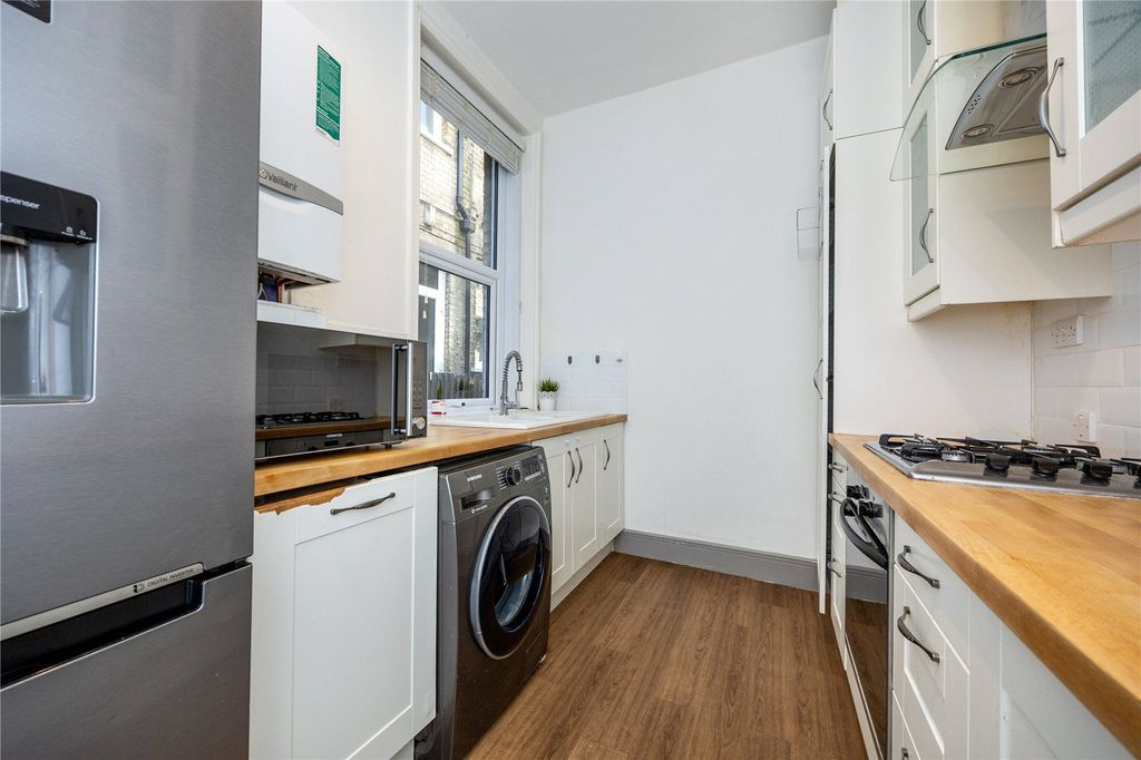 Property photo 3 of 11 Picture No. 05