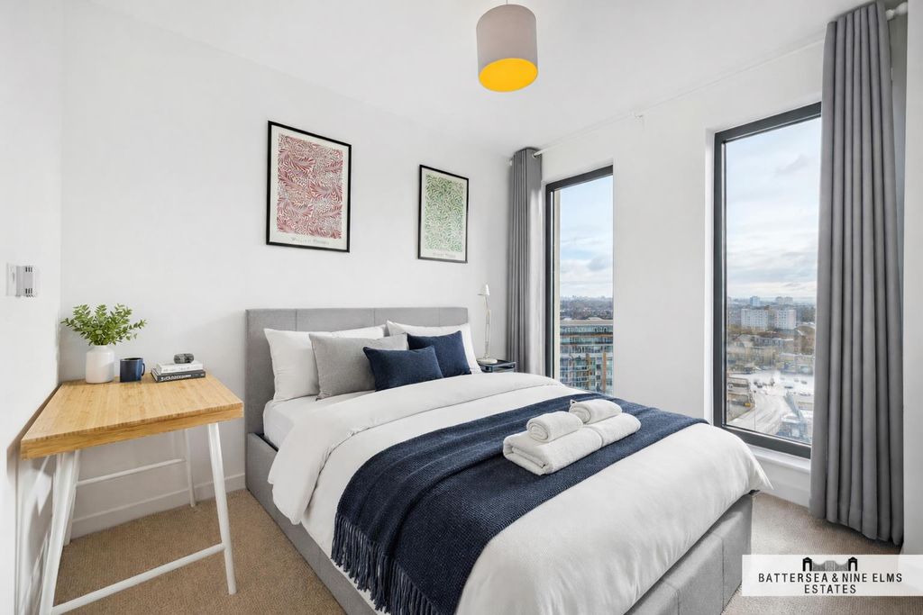 Property photo 3 of 19