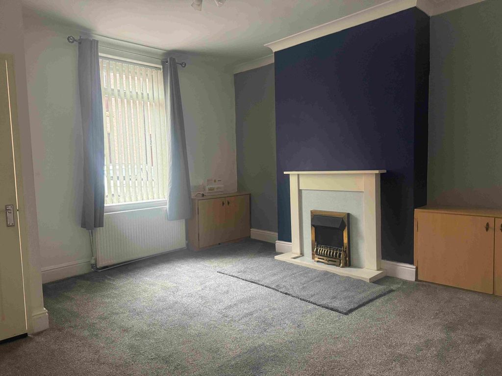 Property photo 2 of 12 Photo