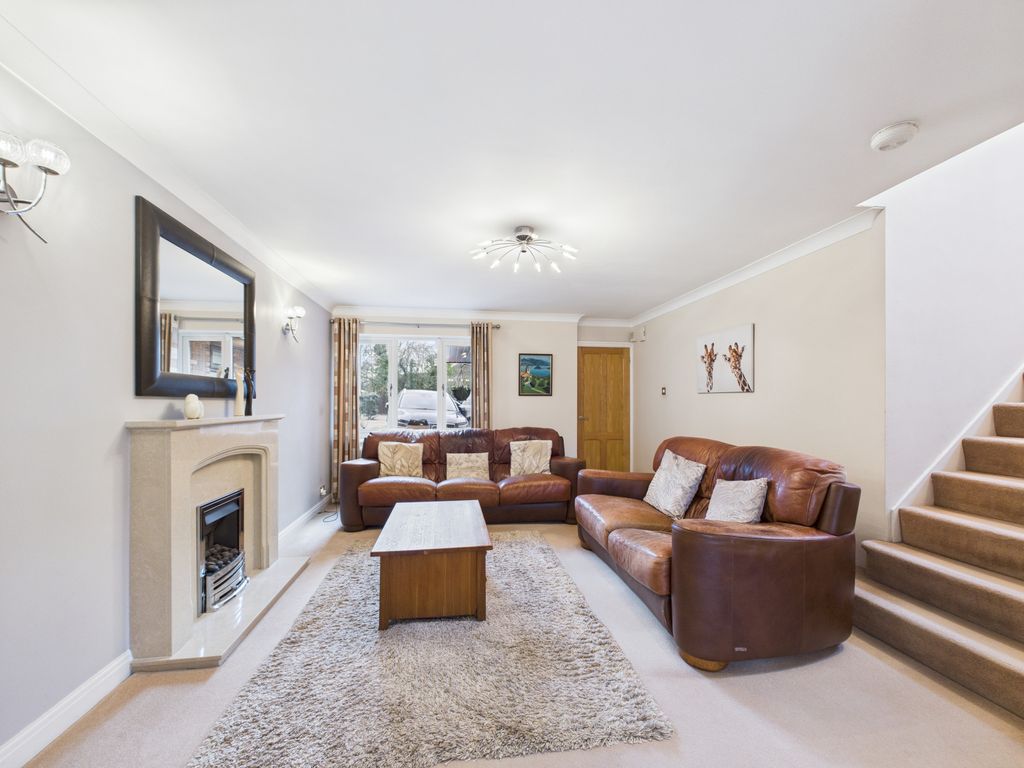 Property photo 2 of 21