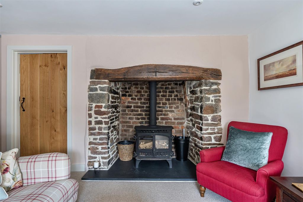 Property photo 3 of 16 3
