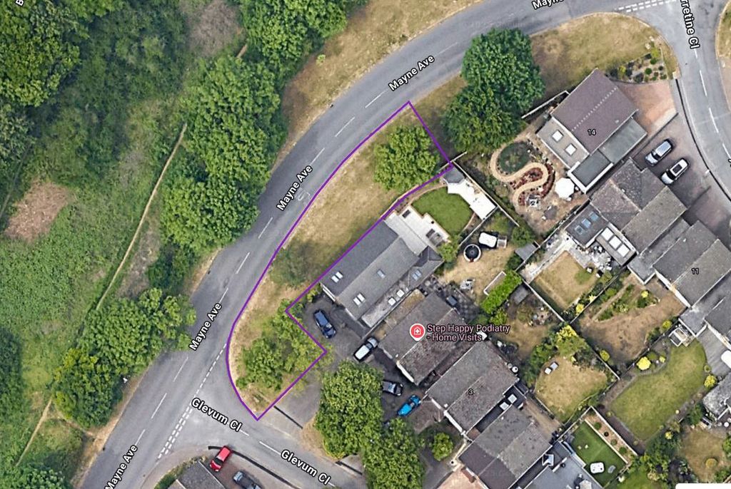 Property photo 1 of 9