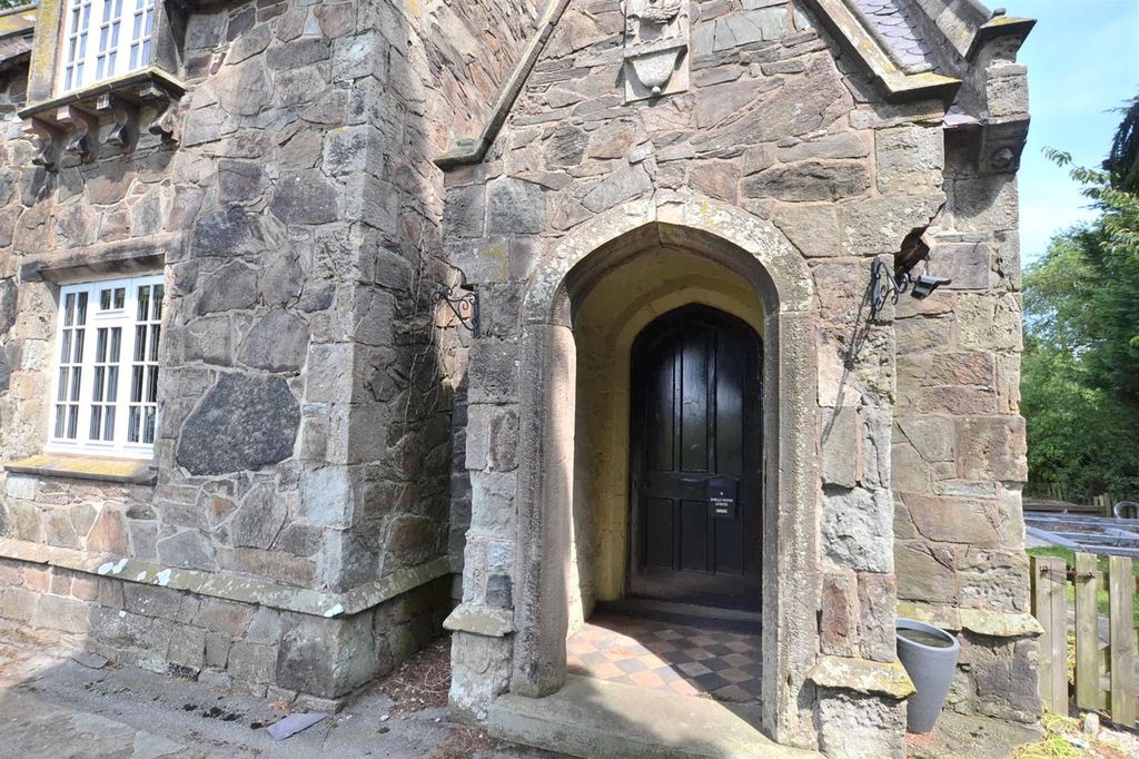 Property photo 2 of 25 Snells Nook Lodge