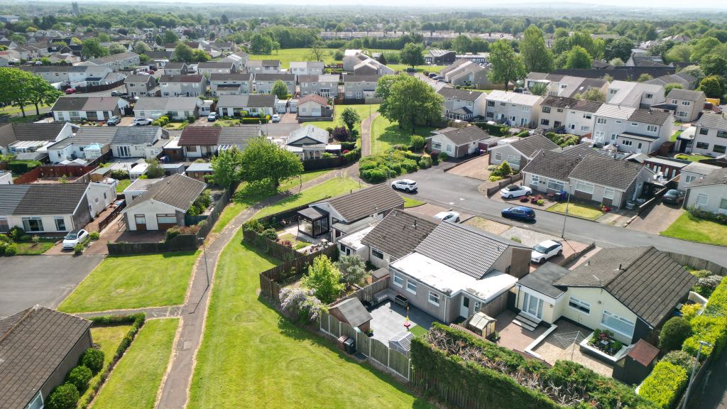 Additional image 2 of 2 bed detached bungalow for saleBruntsfield Avenue, Kilwinning KA13
