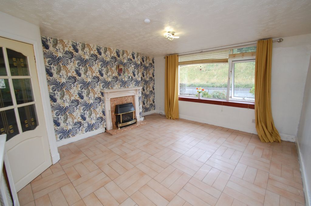 Property photo 2 of 17 4969231