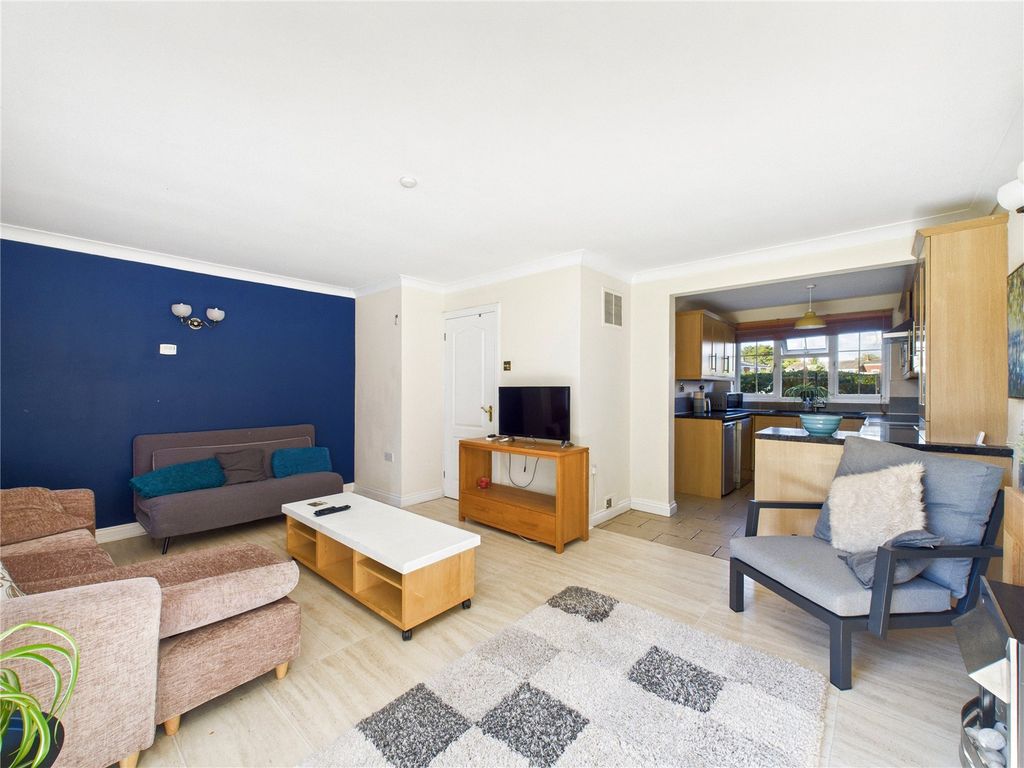 Property photo 3 of 19 3 - Picture No. 14