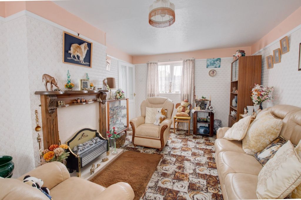 Property photo 3 of 14 Picture No. 04