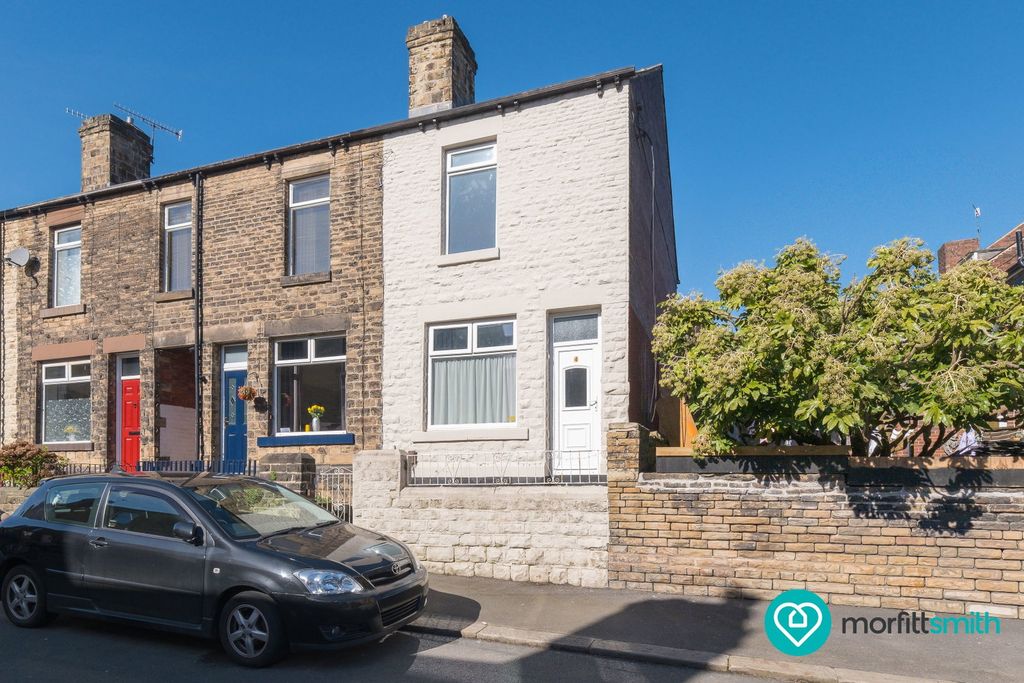 Property photo 1 of 12