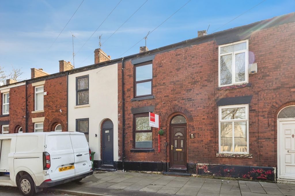 Property photo 1 of 17 Pbox-Img.Jpg