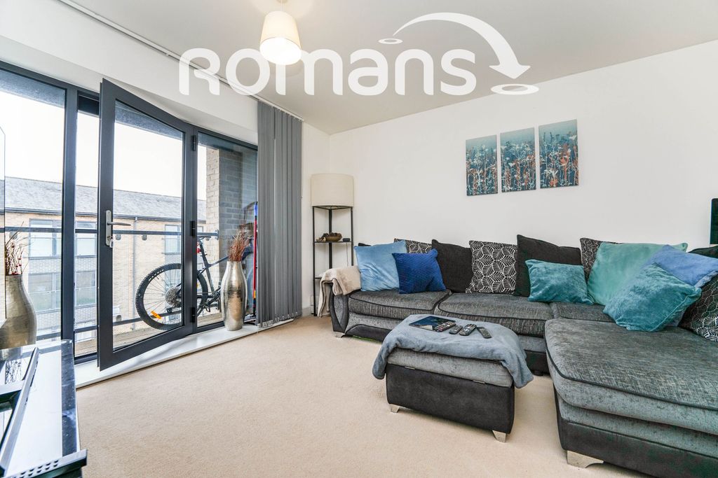 Property photo 2 of 8 2