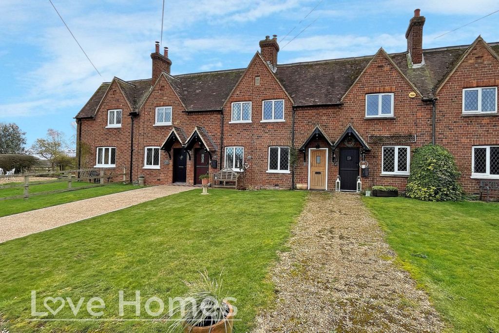 Property photo 1 of 16 4903493